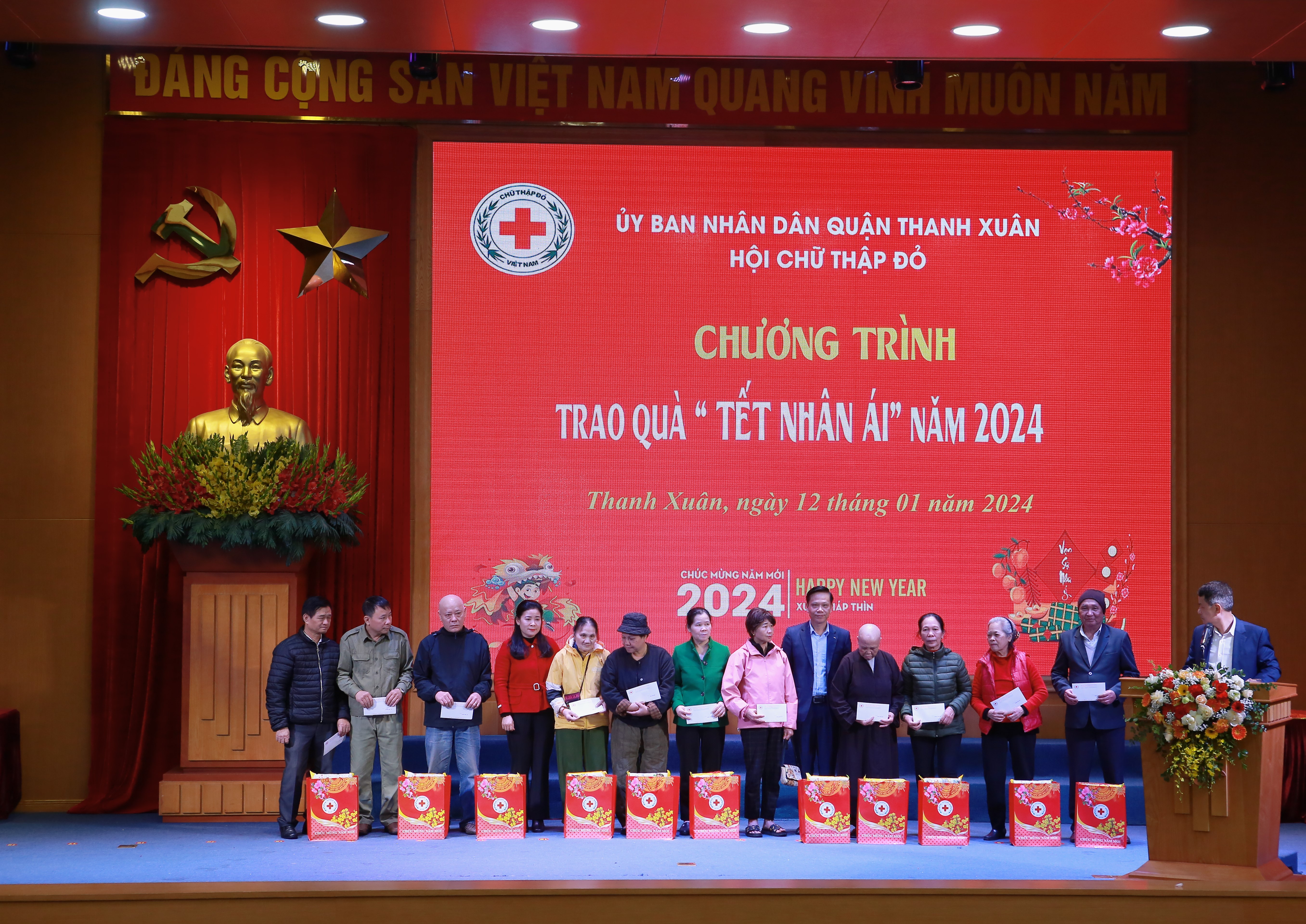 CADI-SUN đồng hành cùng Hội Chữ thập đỏ Q. Thanh Xuân chăm lo Tết cho người nghèo